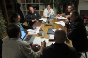 Le comité réuni à Embrun …