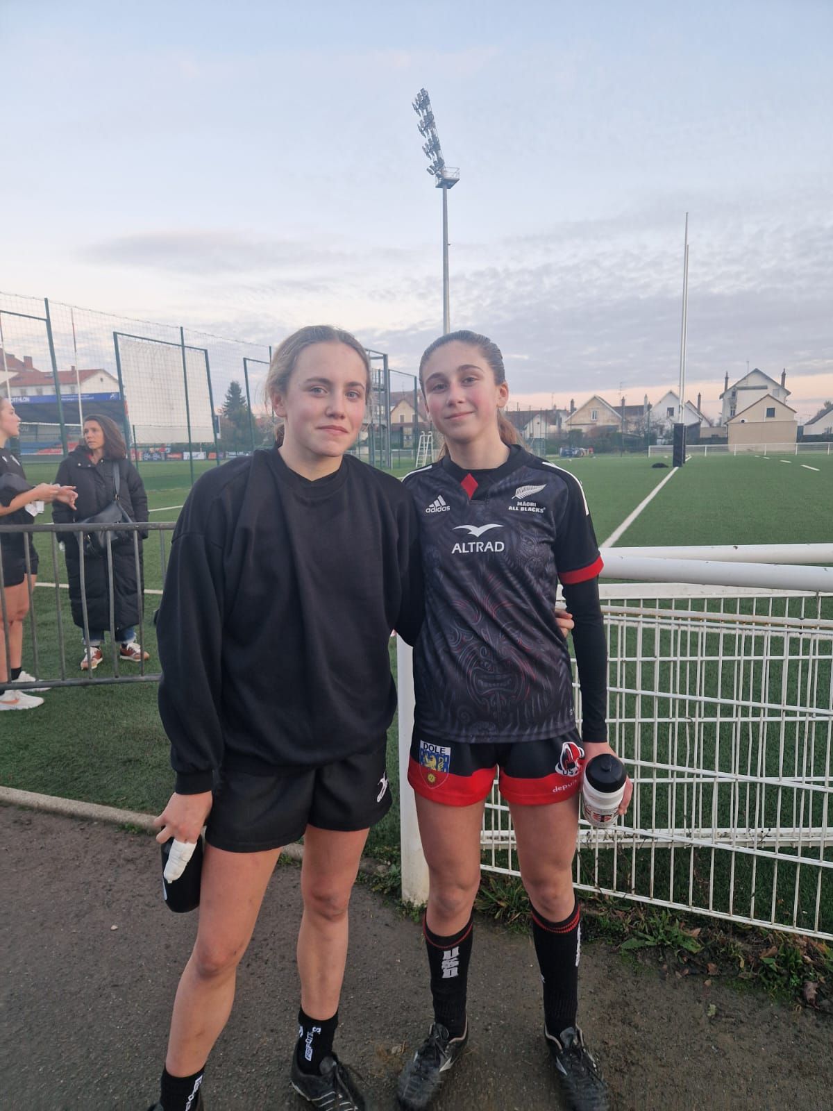 Illustration de Bravo les filles!