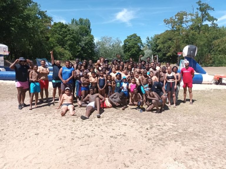 Illustration de A la découverte du Beach Rugby !